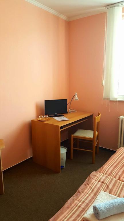 Penzion Premona Nitra Extérieur photo